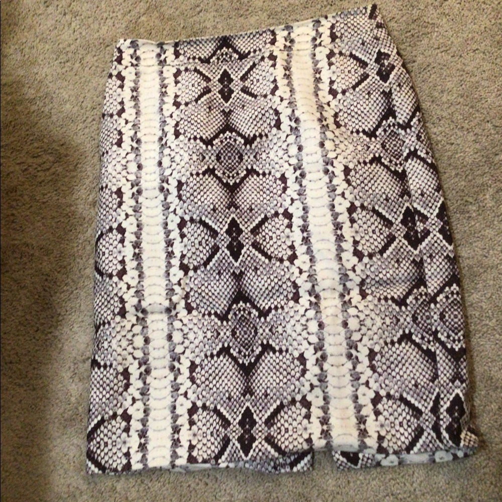 Snakeskin pencil skirt